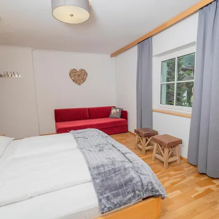 Haus Veronika - Appartements By Miha Westendorf Exteriér fotografie