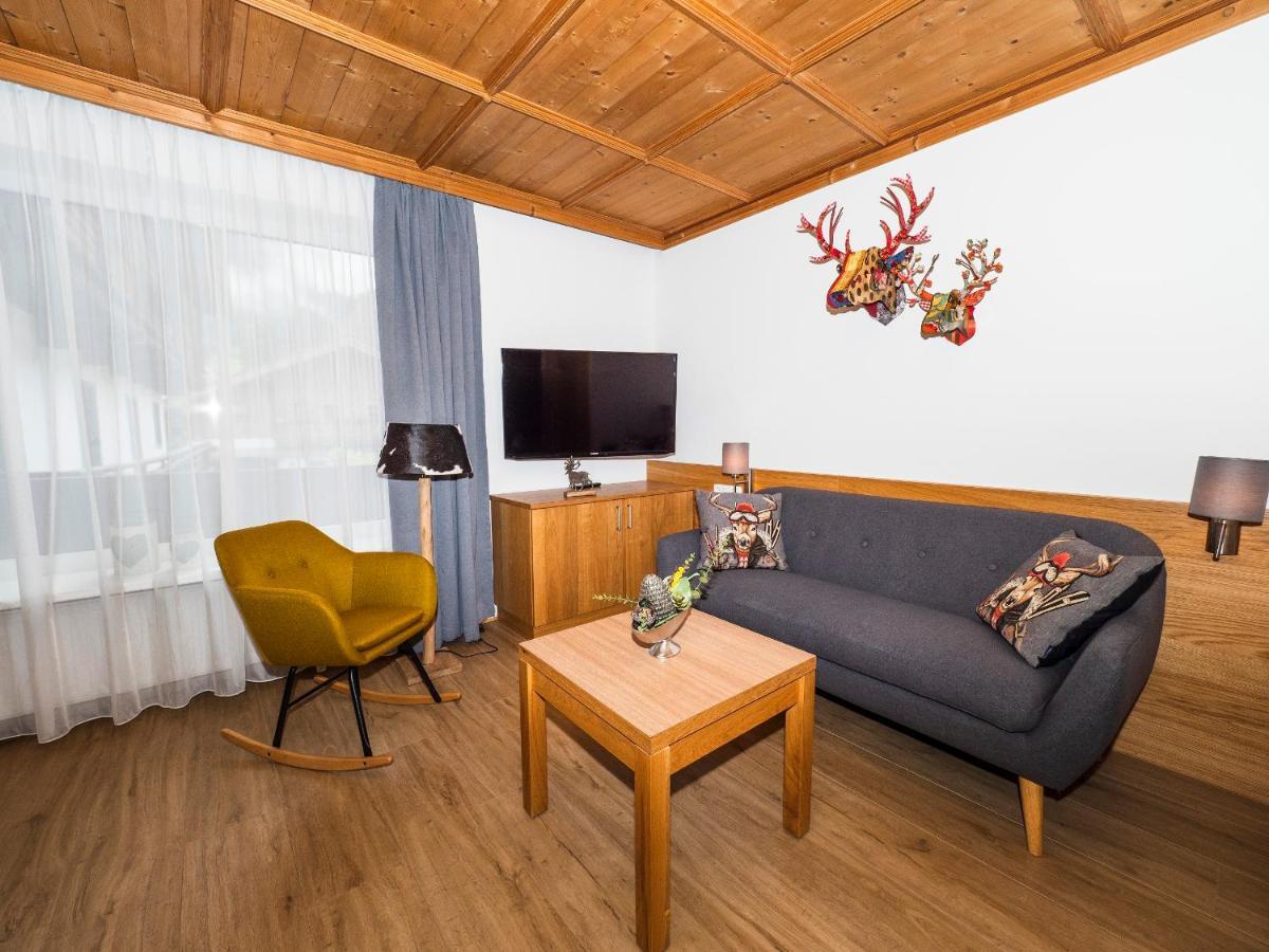 Haus Veronika - By Miha Apartment