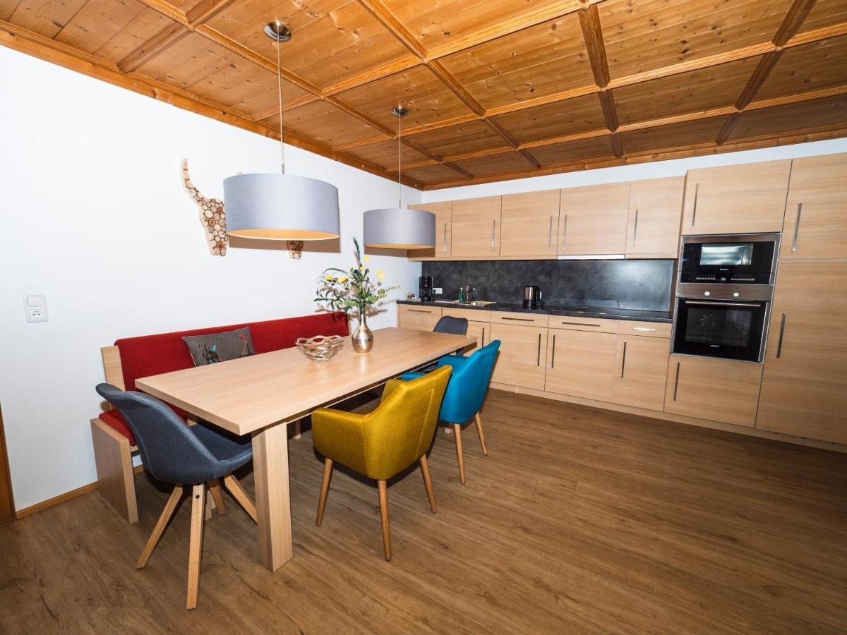 Haus Veronika - By Miha Apartment